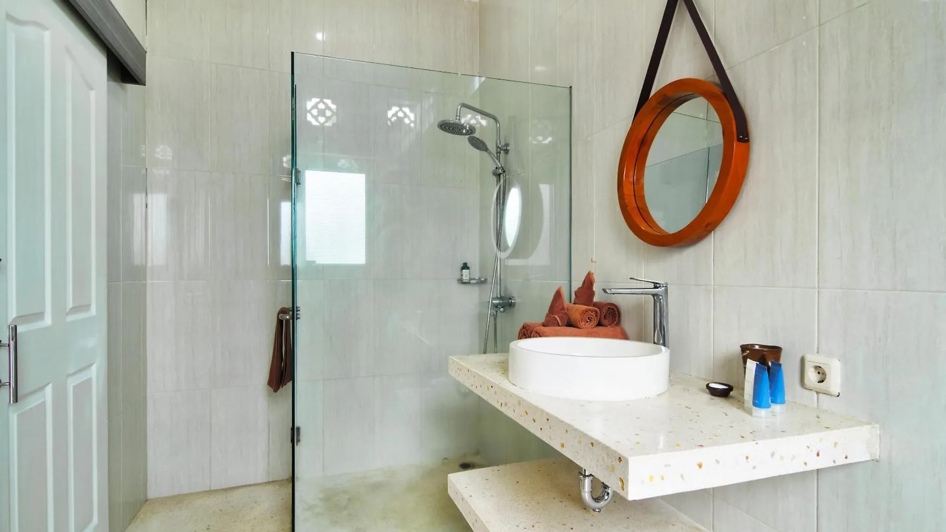 Villa Maleena Seminyak  0*, Seminyak (Bali)